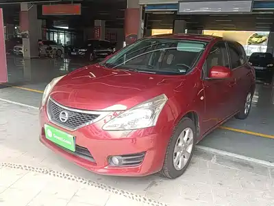 Nissan Tiida 2014