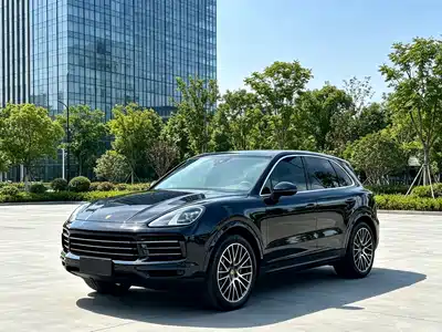 Porsche Cayenne 2022