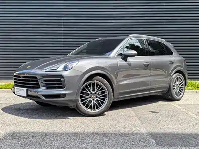 Porsche Cayenne 2021