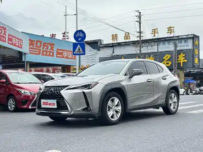Lexus UX 2022