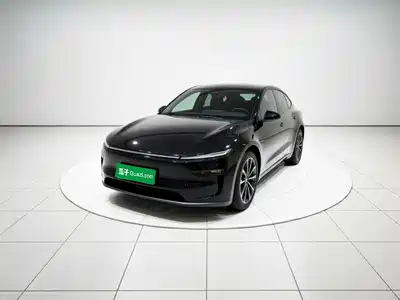 Tesla Model Y L 2026