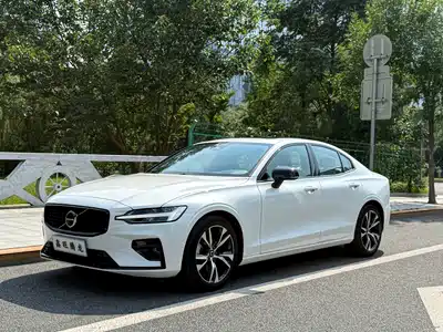 Volvo S60 2024