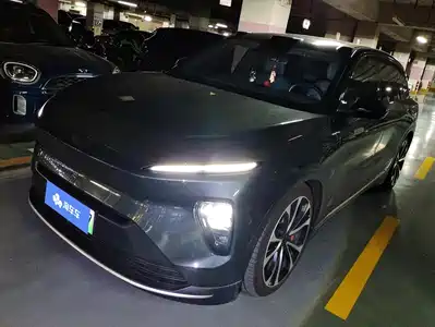 NIO ES8 2023