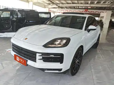 Porsche Cayenne 2025