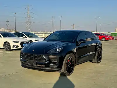 Porsche Macan 2020
