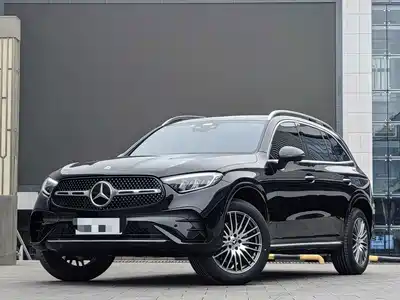 Mercedes-Benz GLC 2025