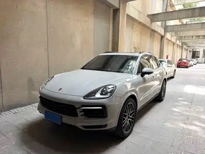 Porsche Cayenne 2021