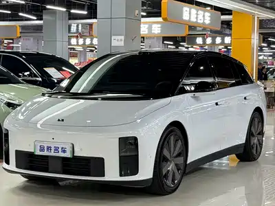 Li Auto i6 2026