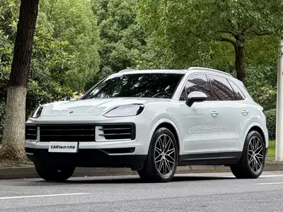 Porsche Cayenne 2025