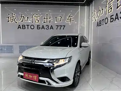 Mitsubishi Outlander 2022