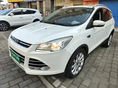 Ford Kuga 2014