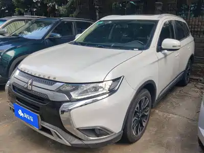 Mitsubishi Outlander 2019