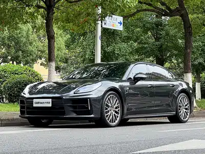 Porsche Panamera 2024