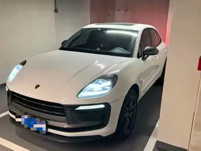 Porsche Macan 2024