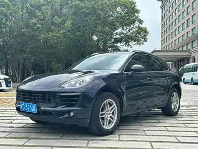 Porsche Macan 2016