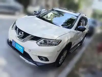 Nissan X-Trail 2015