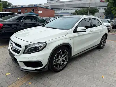 Mercedes-Benz GLA AMG 2015