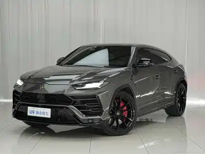 Lamborghini Urus 2021