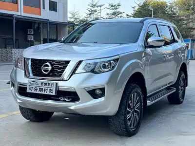 Nissan Terra 2019
