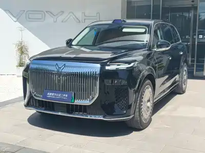 Voyah Auto Taisan 2025