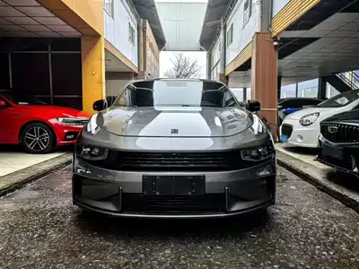 Lynk & Co 03 2022