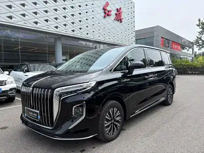 Hongqi HQ9 PHEV 2025