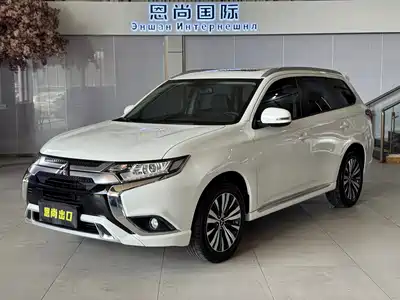 Mitsubishi Outlander 2022
