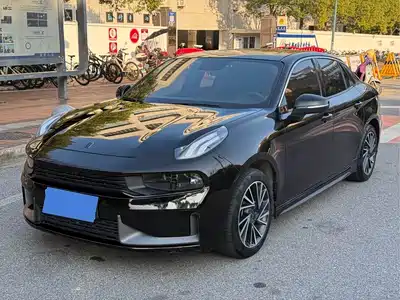 Lynk & Co 03 2020