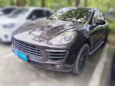 Porsche Macan 2016
