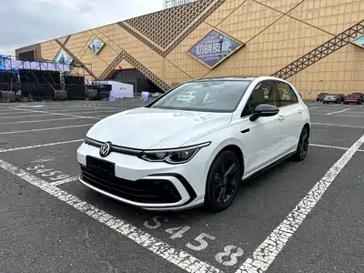 Volkswagen Golf 2022