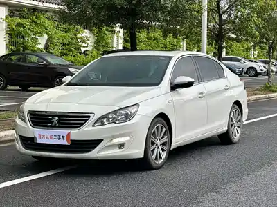 Peugeot 408 2016