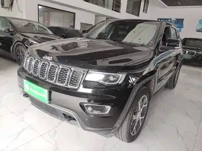 Jeep Grand Cherokee (Import) 2020