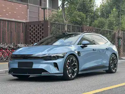 ZEEKR 007GT 2025