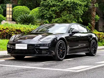 Porsche Panamera 2022