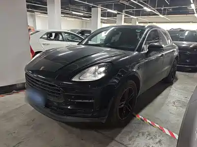 Porsche Macan 2020