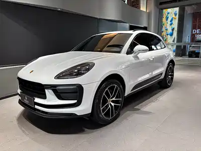 Porsche Macan 2022