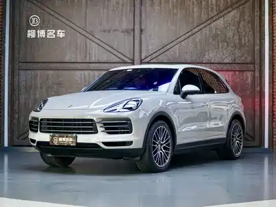 Porsche Cayenne 2021
