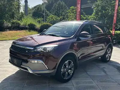 Leopaard CS10 2018