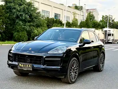 Porsche Cayenne 2021