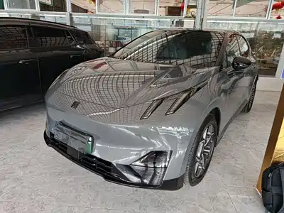 Lynk & Co Z20 2024