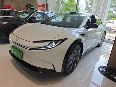 Toyota bZ5 2026