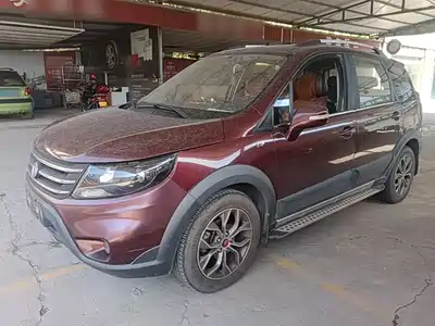 Dongfeng Fengxing Jingyi X5 2016