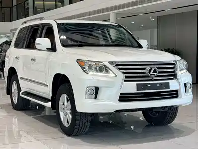 Lexus LX 2013