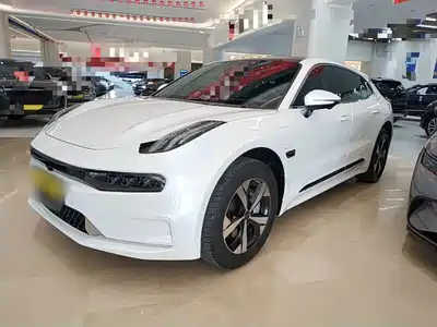 ZEEKR 001 2024