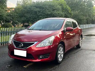 Nissan Tiida 2014