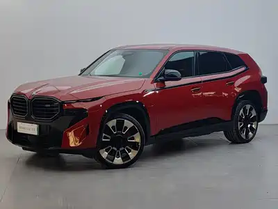 BMW XM 2024