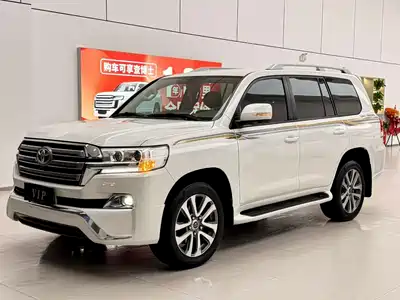 Toyota Land Cruiser (Import) 2017