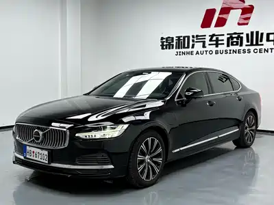 Volvo S90 Plug-in Hybrid 2021