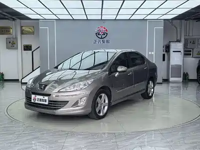 Peugeot 408 2011