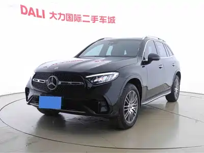 Mercedes-Benz GLC 2023